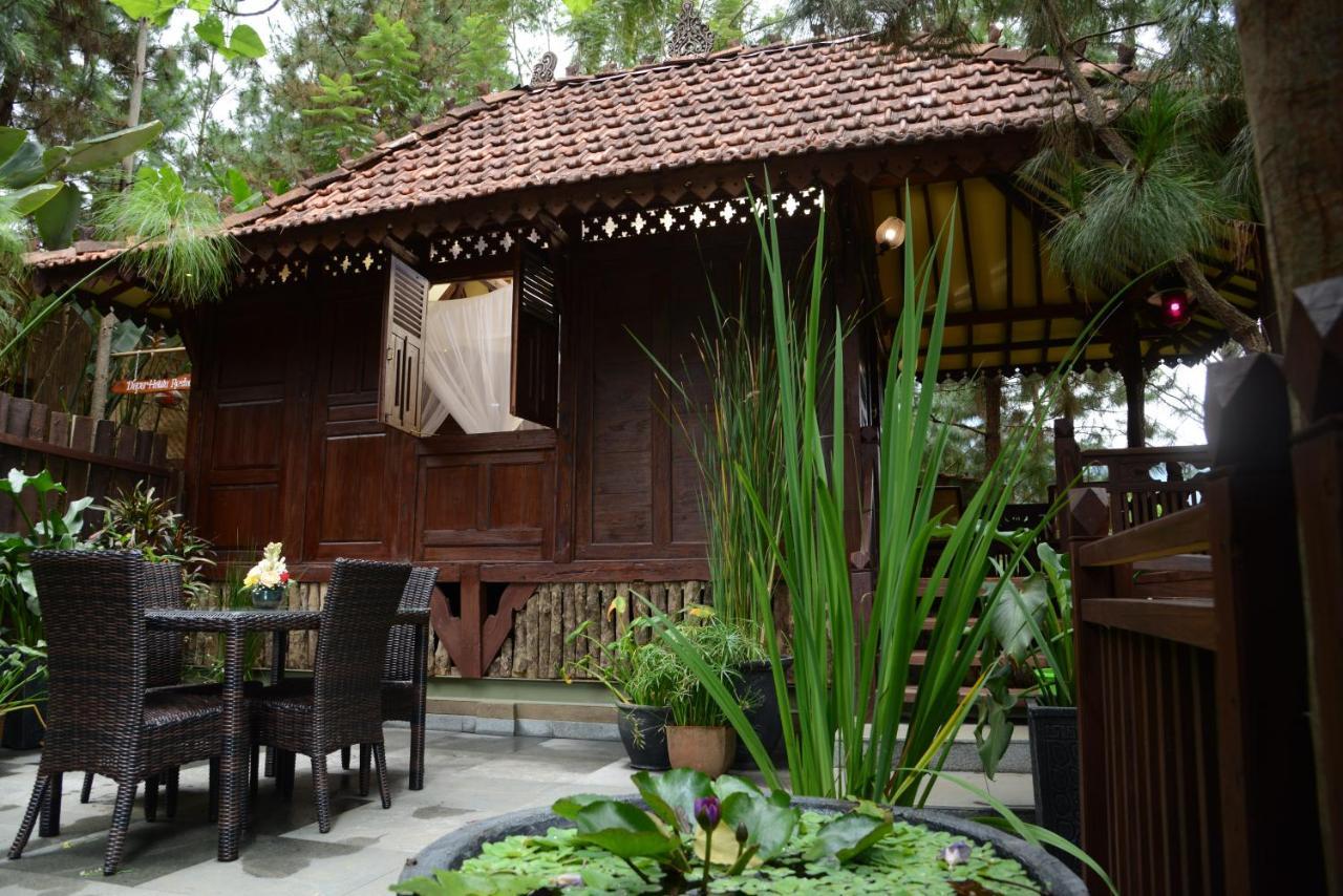 The Lodge Maribaya Cikareumbi Eksteriør bilde