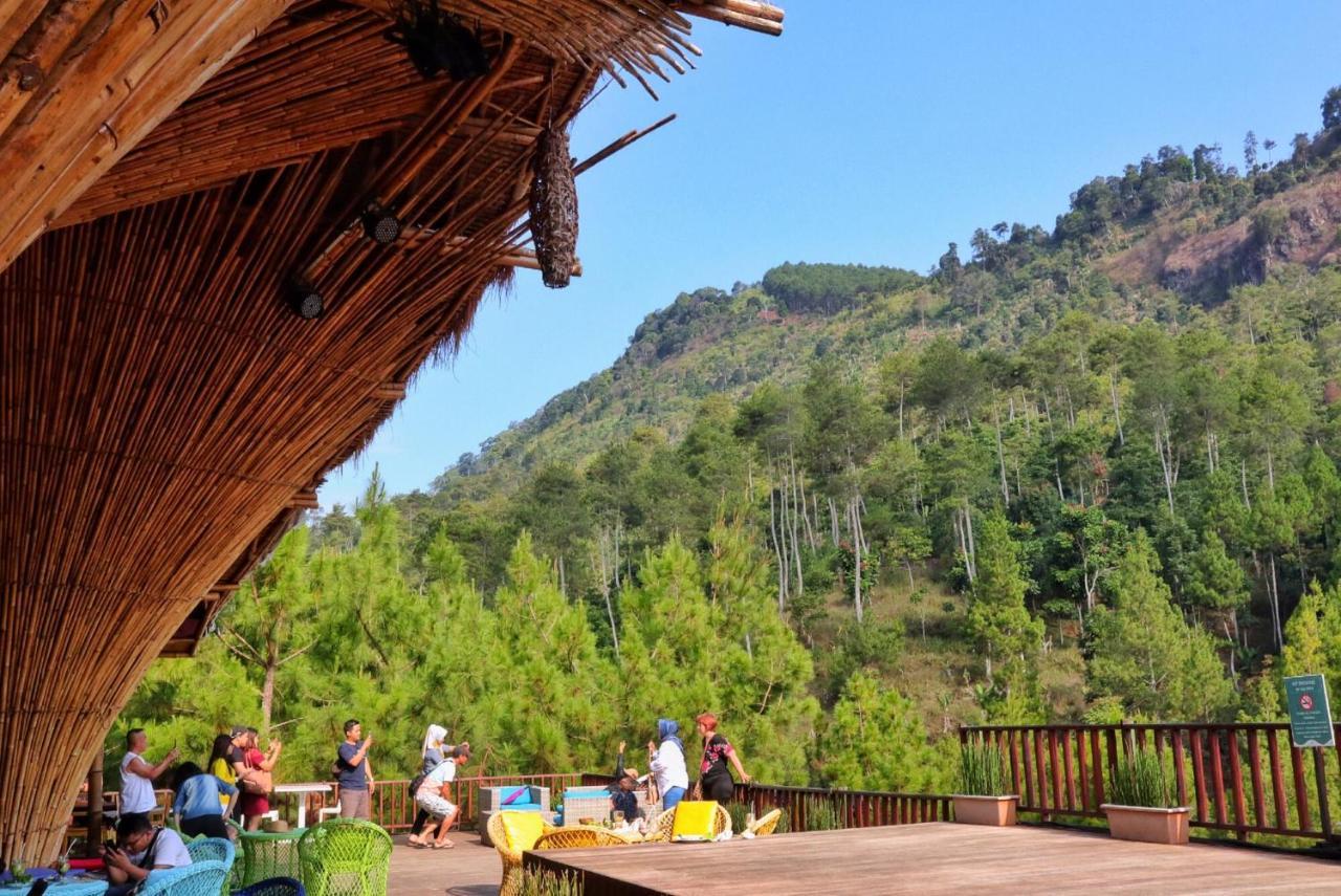 The Lodge Maribaya Cikareumbi Eksteriør bilde