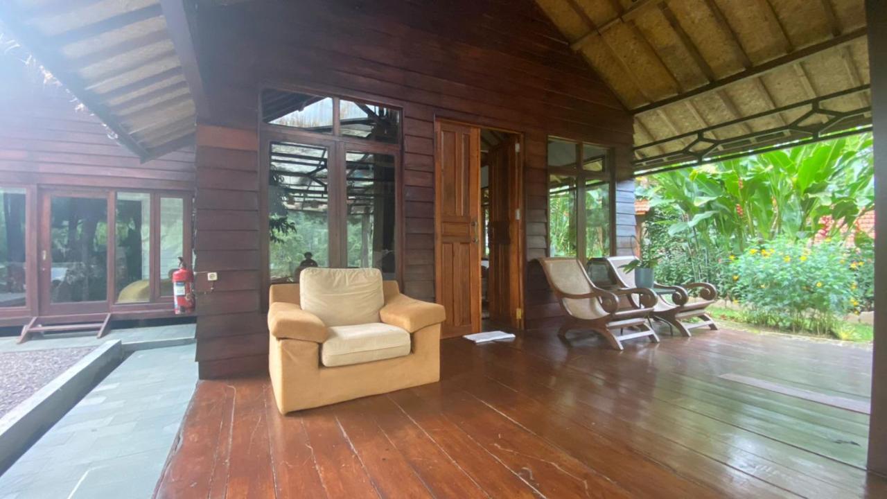 The Lodge Maribaya Cikareumbi Eksteriør bilde